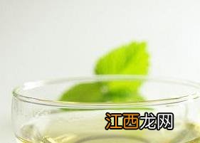 茶叶水洗脸有什么好处 茶叶水洗脸有什么好处皮炎