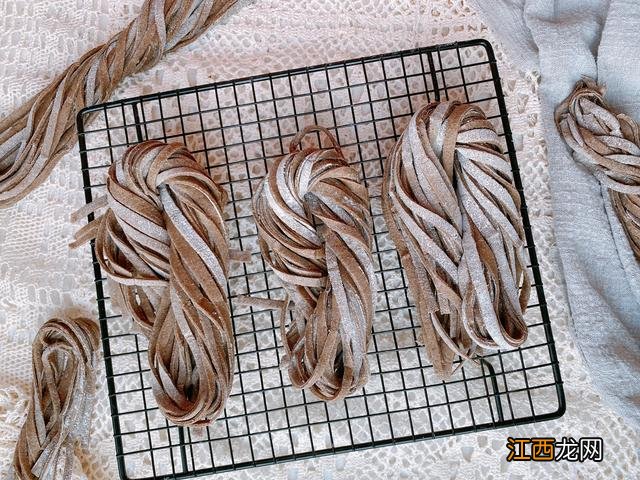 莜麦面怎么做 荞麦面是什么做的