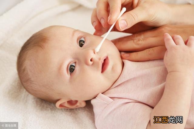 清理婴儿鼻屎小妙招宝宝不让把棉签伸进去 清理婴儿鼻屎小妙招
