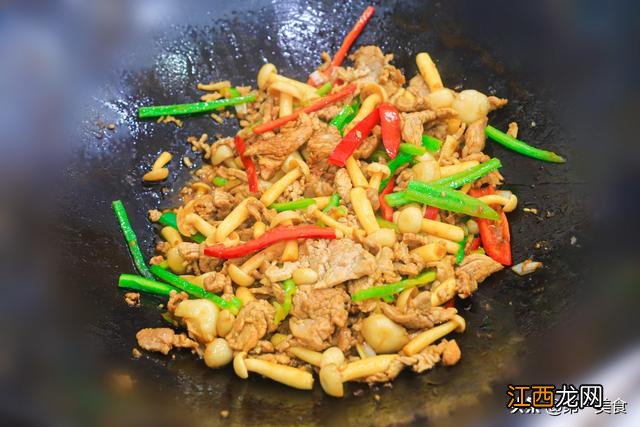 菌菇炒肉的做法 菌菇炒肉