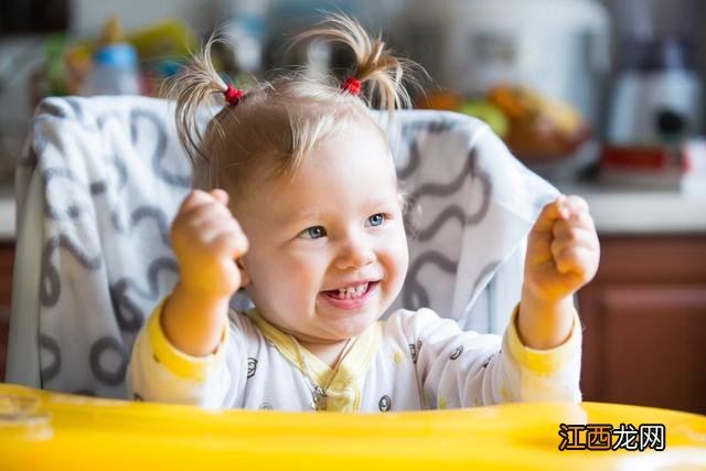 每一个孩子都是天使,每一位老师都是 每一个孩子都是天使