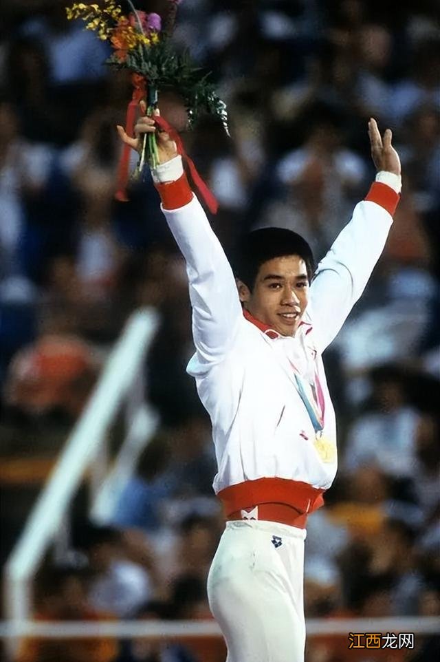 李宁的第二任夫人是谁 李宁的第二任夫人