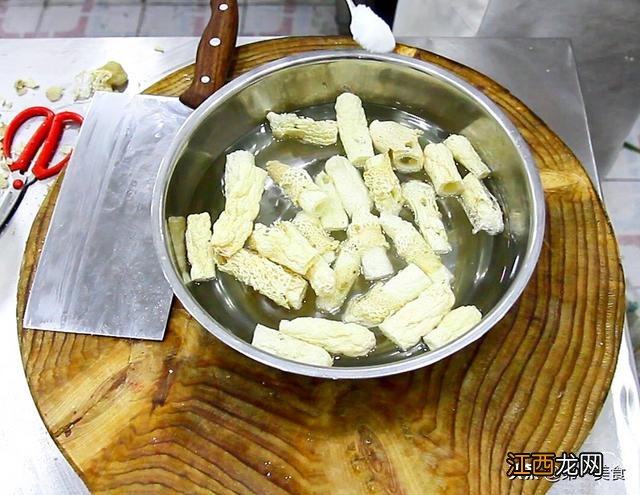 排骨莲藕汤的做法 竹荪排骨汤的做法