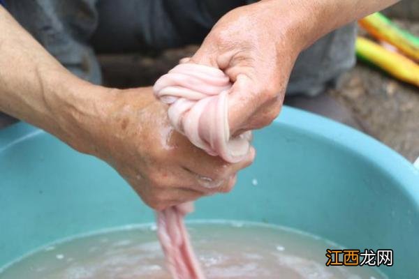 猪肠子要怎么洗才干净 猪肠怎么洗才干净