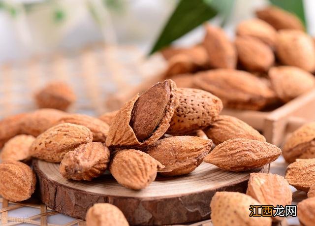 四颗夏威夷果热量 夏威夷果热量