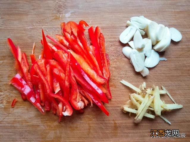 凉拌贡菜怎么做好吃 贡菜怎么做好吃