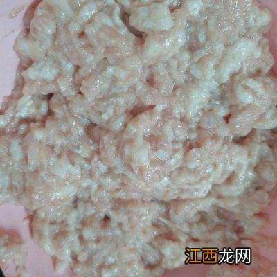 韭菜饺子馅怎么做好吃 猪肉韭菜馅饺子