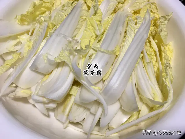 鸭蛋黄娃娃菜的做法窍门 蛋黄娃娃菜的做法