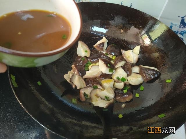 油菜香菇的做法 香菇油菜怎么炒