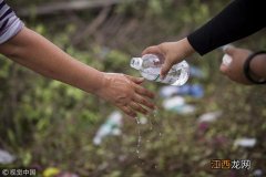 双氧水可以消毒吗皮肤吗 双氧水可以消毒吗