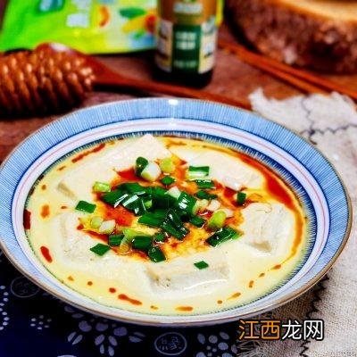 臭豆腐烧毛豆怎么做好吃 臭豆腐烧毛豆