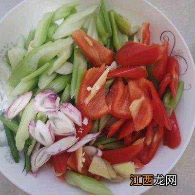 牛肉和什么炒好吃的做法 牛肉和什么炒好吃