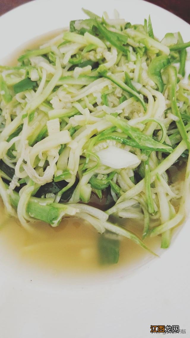 南瓜怎么炒好吃又简单的做法 南瓜怎么炒好吃又简单