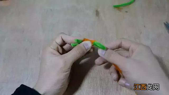 扭扭棒做手工恐龙 扭扭棒做手工