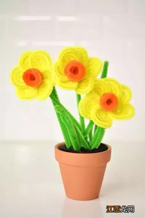 扭扭棒做手工恐龙 扭扭棒做手工