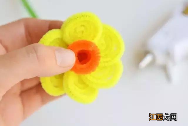 扭扭棒做手工恐龙 扭扭棒做手工