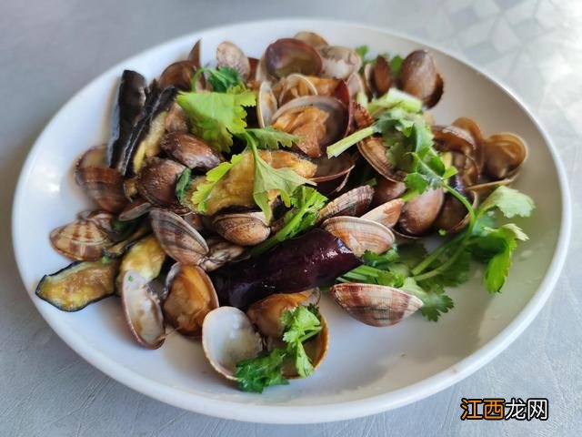 三伏天西瓜可以吃吗 三伏天能吃西瓜吗