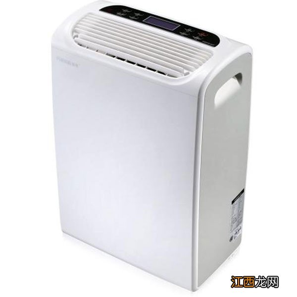 雨季来袭,工地现场 雨季来袭