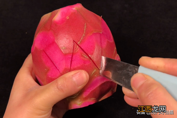 如何切火龙果不弄脏手 如何切火龙果