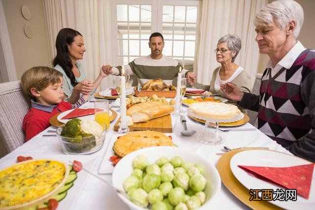 夜晚吃西红柿会胖吗 晚上吃西红柿会胖吗
