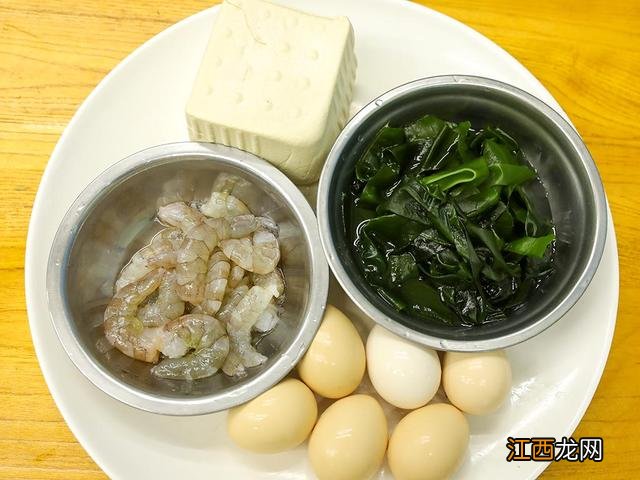 含碱性高的食物和水果有哪些 含碱性食物