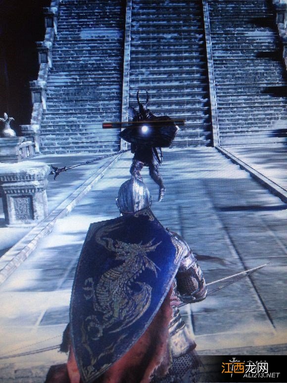 《黑暗之魂3》银骑士打法小技巧分享 黑魂三骑士怎么打