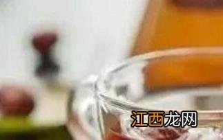 红枣枸杞泡水喝的功效与作用 玫瑰花红枣枸杞泡水喝的功效与作用