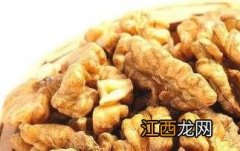 煮核桃仁水喝的功效和作用 煮核桃仁水喝的功效和作用是什么