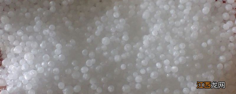 多肽尿素可以撒施吗 尿素能撒施吗