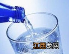 尿酸高喝什么苏打水 尿酸高喝什么苏打水效果好