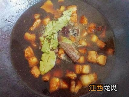 坛坛肉的制作方法 坛坛肉的制作方法窍门