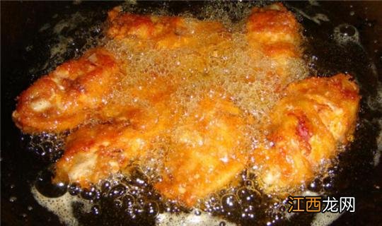 鸡翅怎么炸又酥又脆 鸡翅怎么炸又酥又好吃