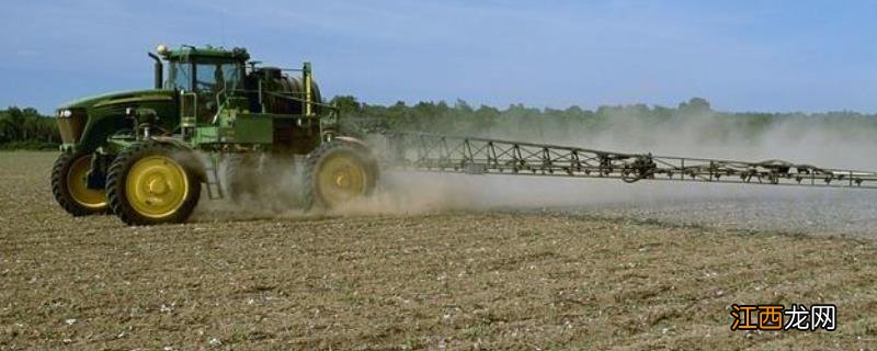 施田补除草剂使用方法，对已经长出来的草有用吗