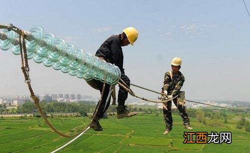 高温户外工作作业工人入夏防暑常识