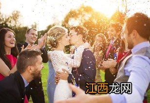 从经济学的角度看奉子成婚 奉子成婚是什么意思