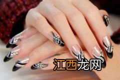 嘴唇干裂脱皮能漂唇吗？这要看你是什么原因导致的了！