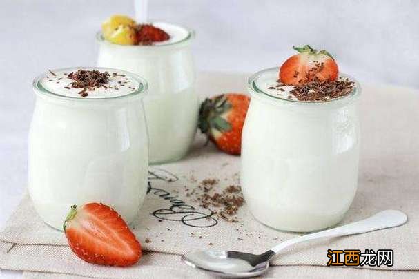 关于酸奶有酸味还能喝吗 酸奶有酸味还能喝吗