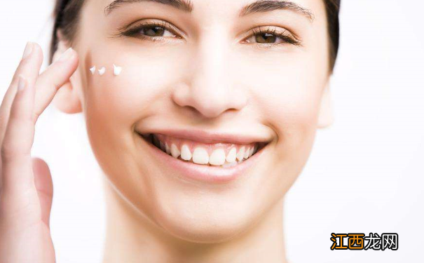 混油皮痘痘肌护理的技巧祛痘控油效果会更好