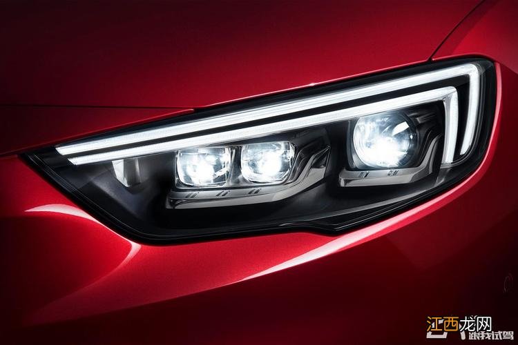 不止于好看可能你还不够了解日间行车灯 各个品牌的日间行车灯