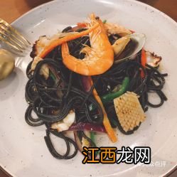 浇汁魚中午刚做完 墨鱼汁净食