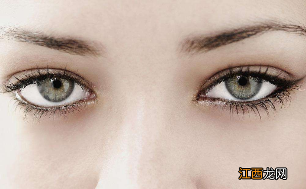 导致黑眼圈形成的原因是什么？日常怎么预防黑眼圈？