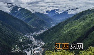 马尔康旅游十大景点 马尔康市十大旅游景点