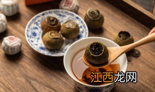 泡了几天的茶叶可以浇花吗 泡完的茶叶能浇花吗