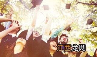 大学四年的时间过得快的好句子 大学四年的时间过得快的好句子精选
