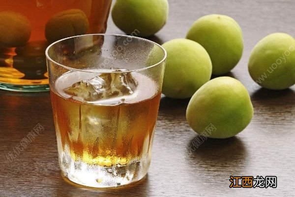 一天十几瓶饮料，血糖值爆掉测试仪