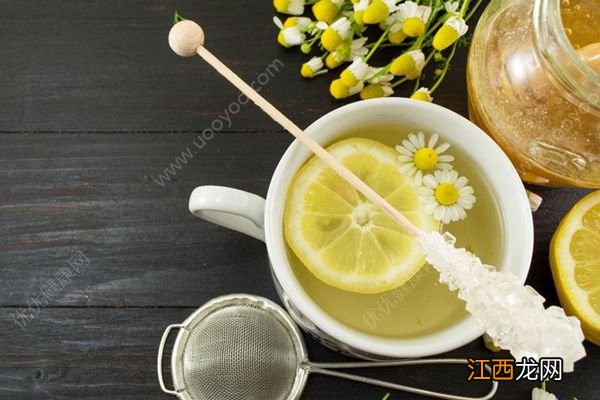 蜂蜜柠檬水可以空腹喝吗?空腹喝蜂蜜柠檬水有什么好处?