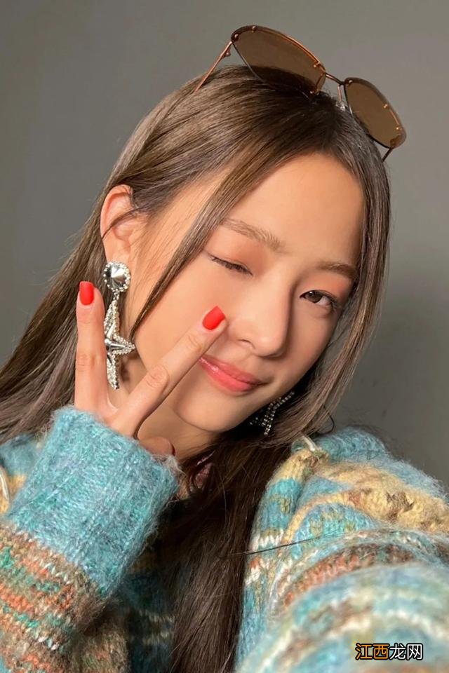 人见人夸的新年穿搭!照着穿美到爆!