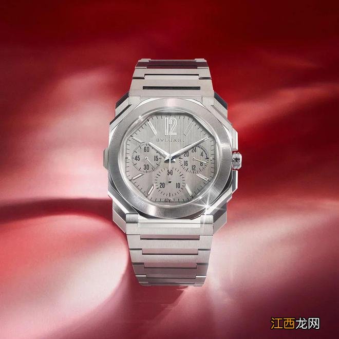 爱上新年红?春节氛围感穿搭算是玩明白了