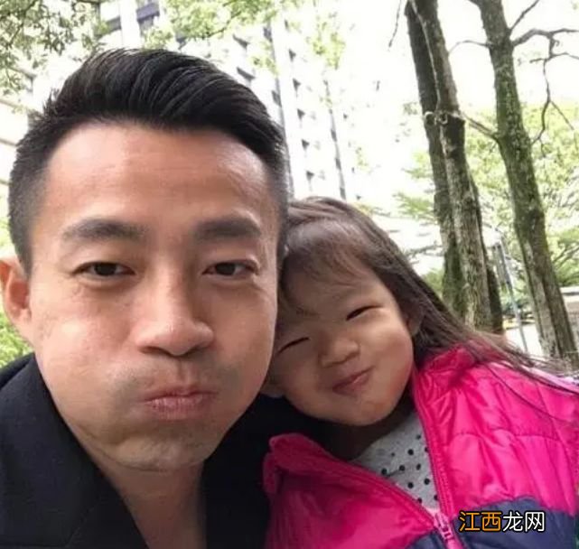 杨子晒与汪小菲合照，风格迥异引调侃，网友评玥儿与汪少一模一样