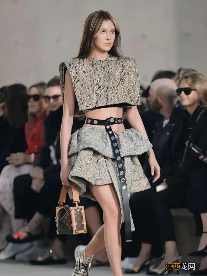 2022年度买到就是赚到的爆款包王